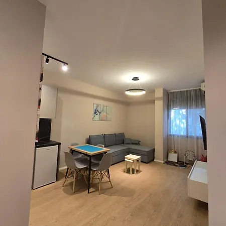 Apartment Naura's *